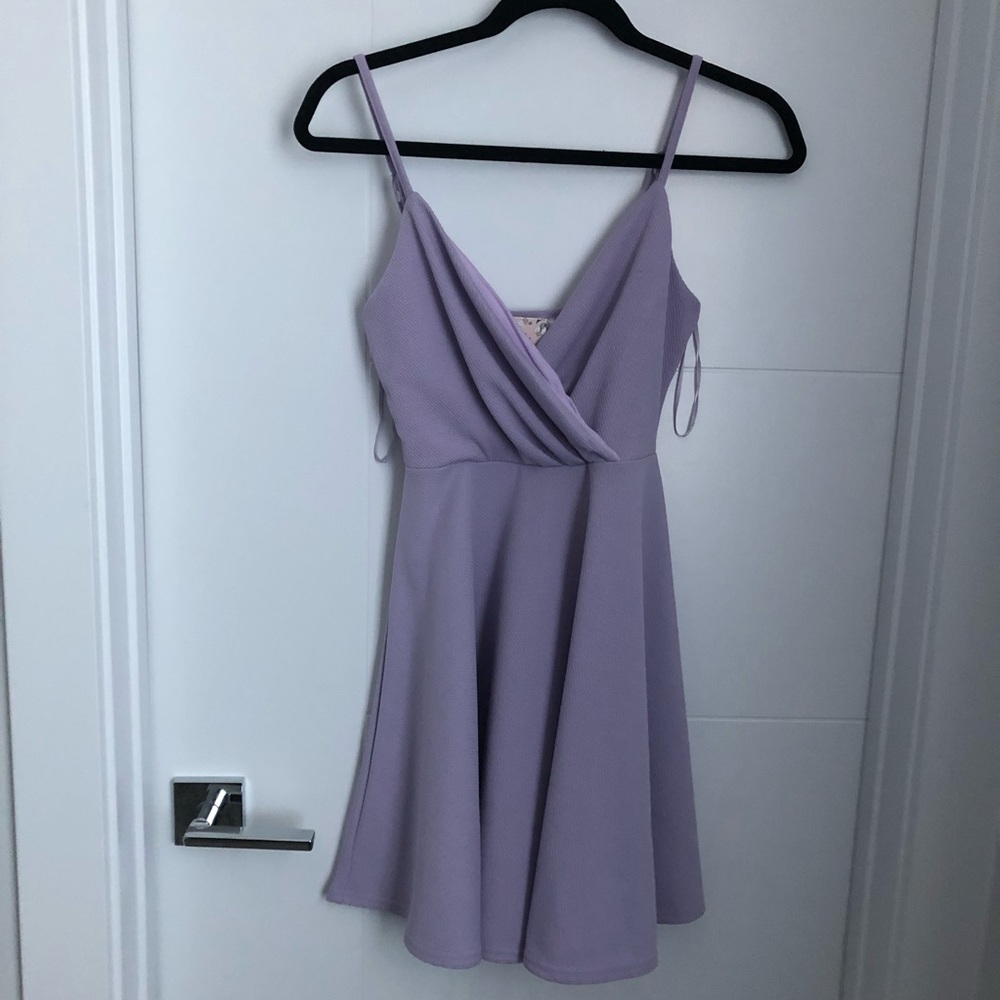 BNWT Spring Lilac Dress with Flowy Fit & Flare Skirt